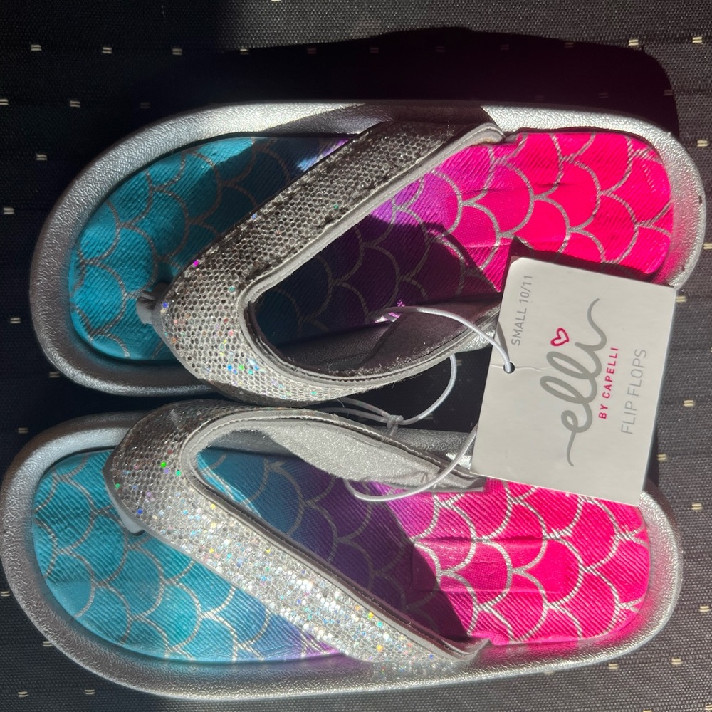 New toddlers 10-11t sandals